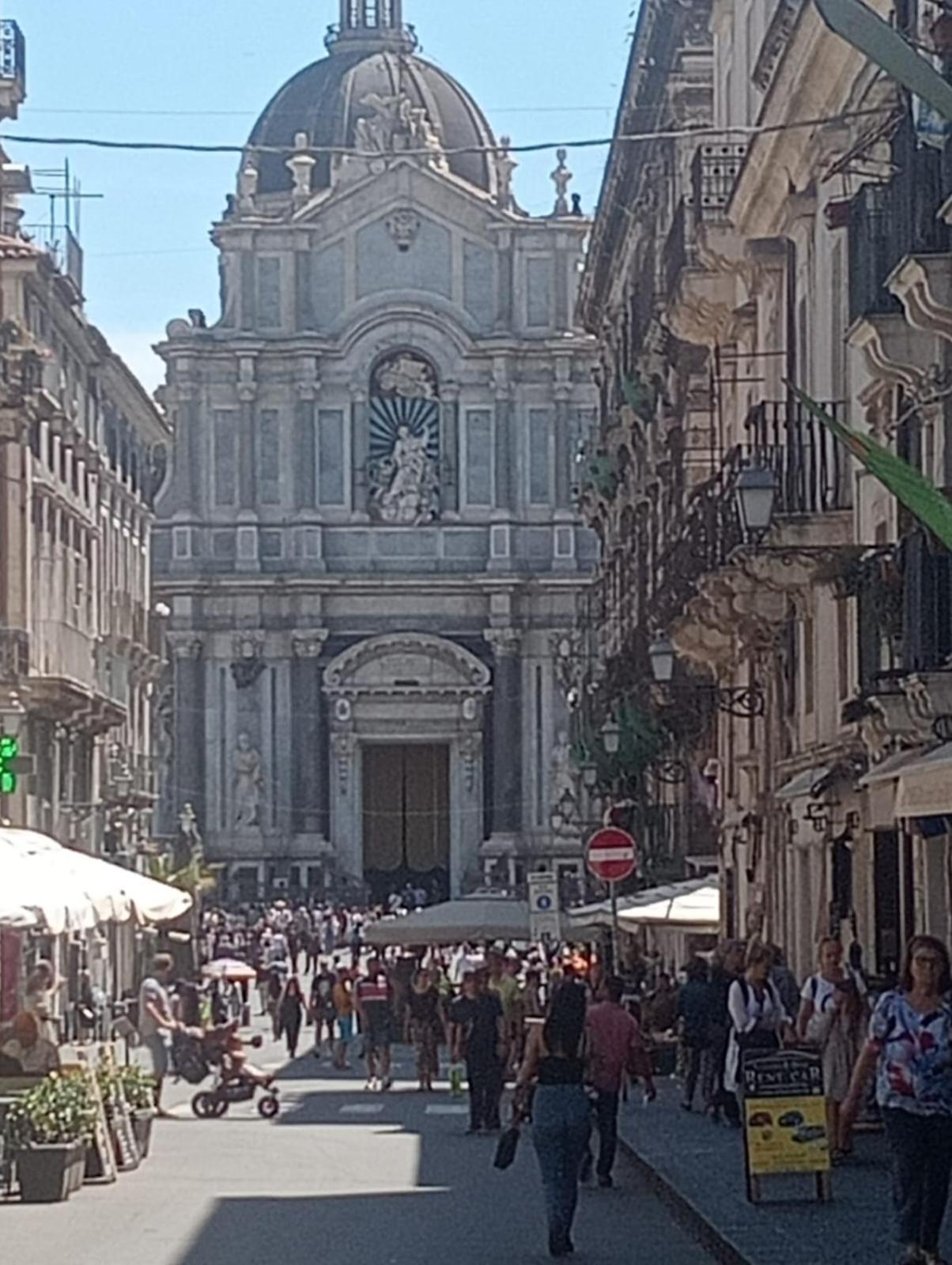 Apartamento Il Castello Di Patty Catania Exterior foto